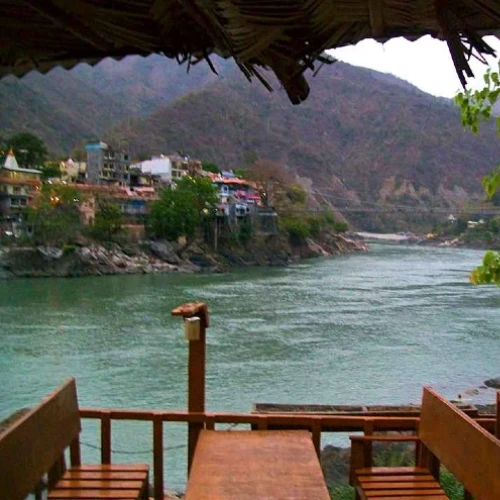 camping near Ganga river Rishikesh